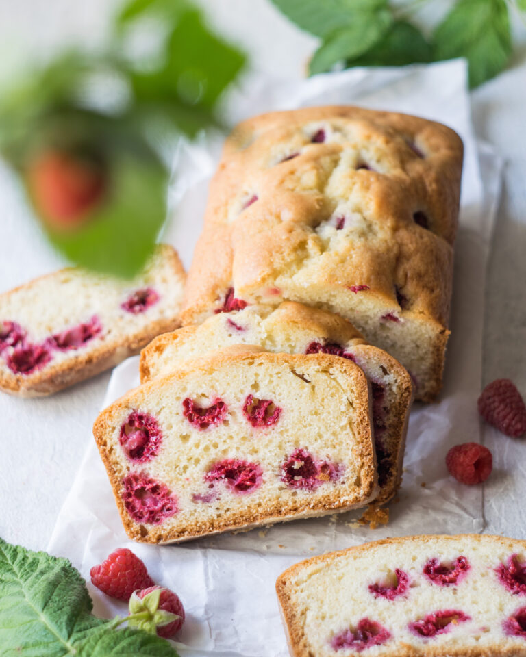 Raspberry Almond Cake – A Delicious and Healthier Treat