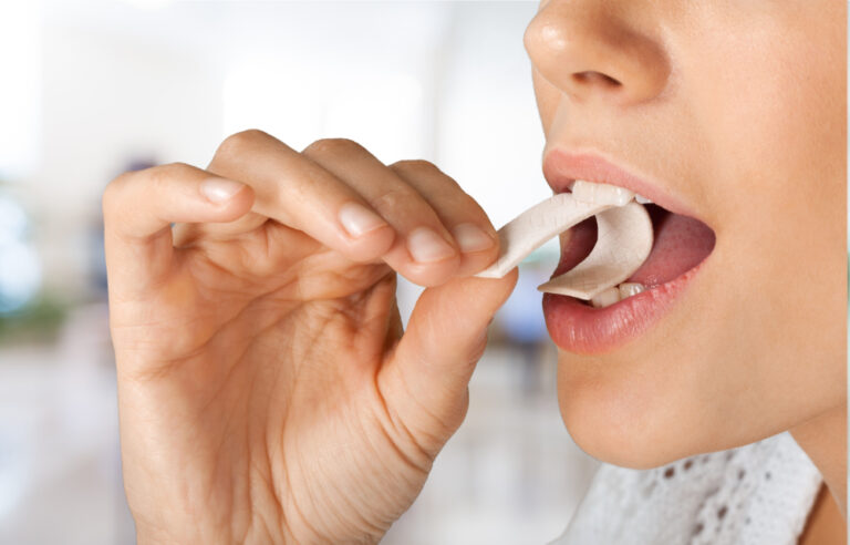 How gum can affect your body if you chew it every day
