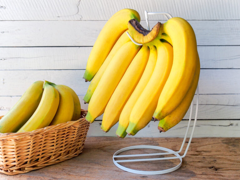 How bananas can affect your blood sugar if you eat them regularly