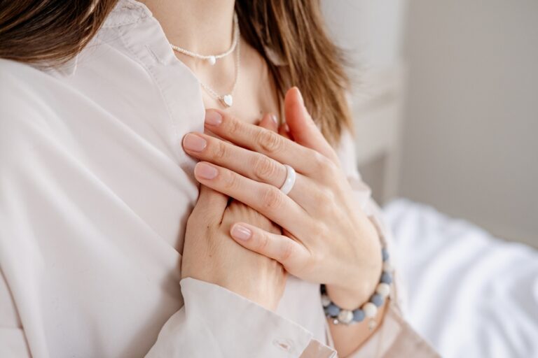 Signs of a heart attack that can appear a month before