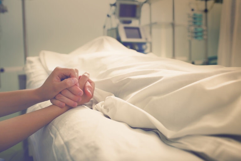 Death Wasn’t the End: Woman Reveals What She Experienced After 24 Minutes Without a Pulse