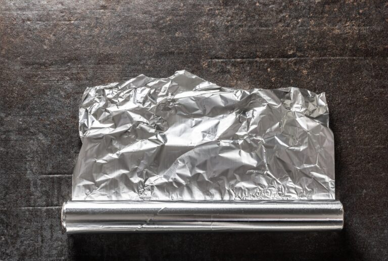 Why people are using aluminum foil in their kitchen drawers