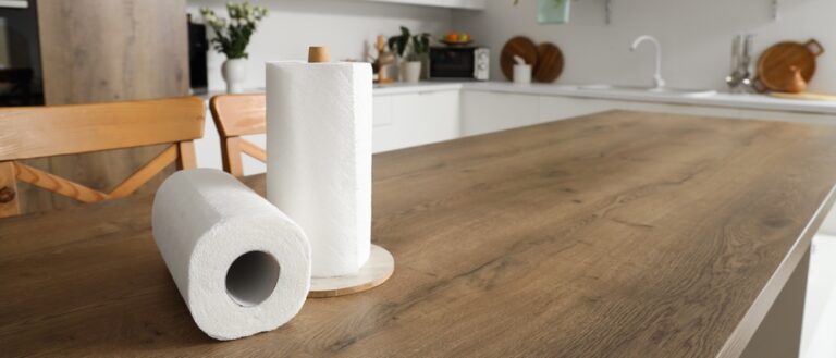 Experts warn against using this type of kitchen paper with food
