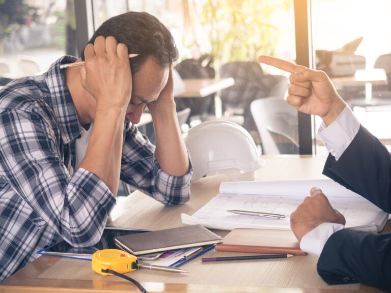 How your brain responds to a week without complaining