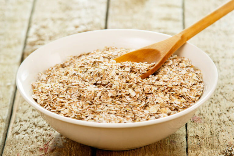 Heavy metals found in oatmeal – cadmium in particular raises concerns