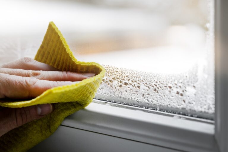 How aluminum foil can help detect moisture in walls