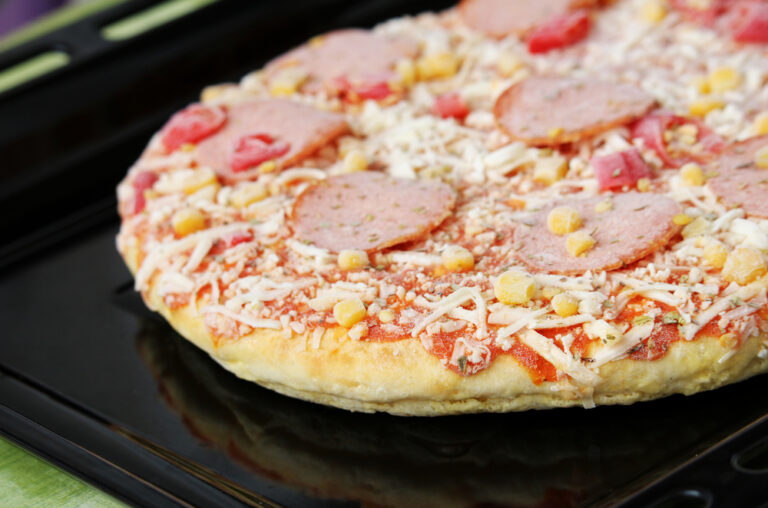 How pizza can affect your body if you eat it every week