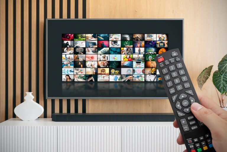 Study links frequent tv viewing in midlife to later brain changes