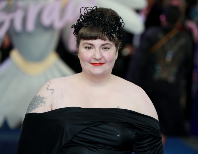 Lena Dunham speaks out about her addiction: There is no good addict