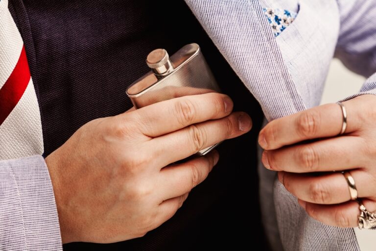 Expert reveals the warning signs of a high functioning alcoholic