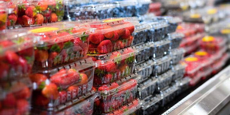 Nutrition researcher: Why you should eat more berries