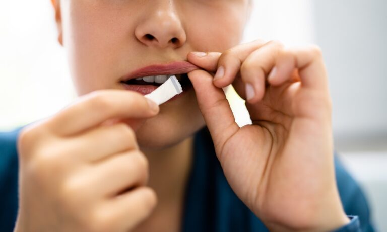 FDA greenlights nicotine pouches despite health concerns