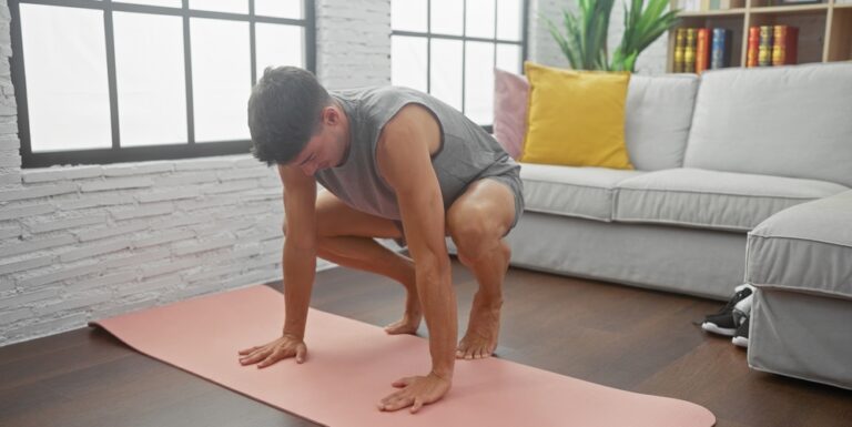 Here’s what happens to your body if you do burpees every day